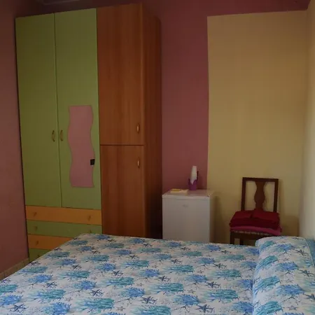 Alojamento de Acomodação e Pequeno-almoço Buonanotte
